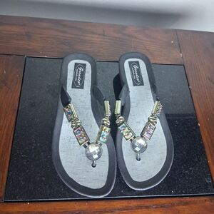 Grandco Womens Bejeweled Slip On Sandals Size 7